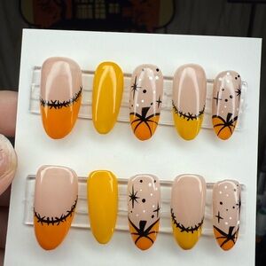 Halloween Themed Press-On Nails